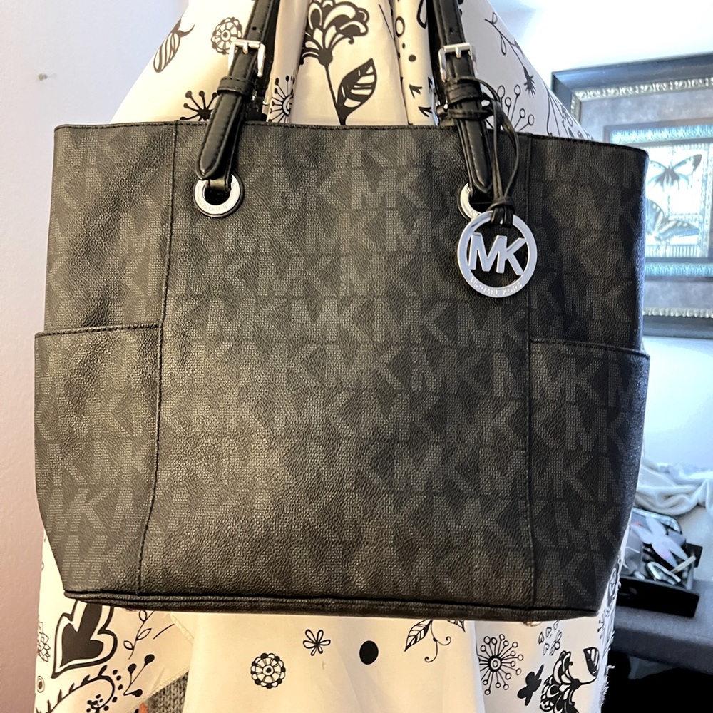 Michael Kors black bag